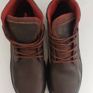 ZAPATO DE CUERO PARA USO FUERTE O INDUSTRIAL