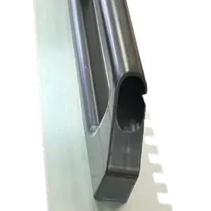 1492a.-Cod.-01-030-00047-499-Llana-Metalica-Dentada-48x12-cm.webp